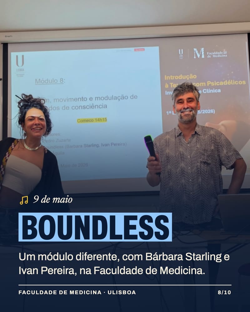Bárbara Starling and Ivan Pereira, from Boundless, holding a microphone in front of the module 8 slide.